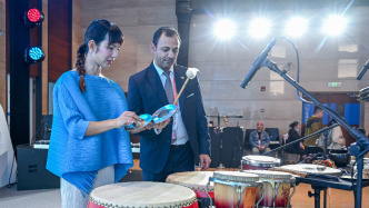 進博直擊｜科技與音樂融合，“AI+LIVE” 演出亮相