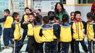 人民日?qǐng)?bào)：解決急難愁盼不能“撒胡椒面”，要用心用情、精準(zhǔn)施策