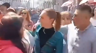 外媒：當(dāng)街遭男子騷擾，墨西哥總統(tǒng)辛鮑姆稱將提出指控