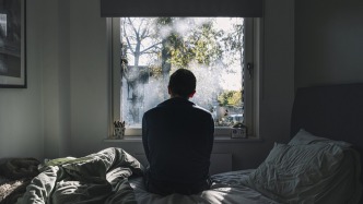 中国科学家找到抑郁症有效疗法“总开关”，正开发高效新药