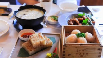 廣州在早茶店召開立法座談會，聽取早茶師傅、老茶客代表意見