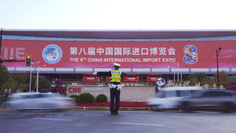 進(jìn)博會(huì)今迎觀展高峰：地鐵出入口應(yīng)開盡開，場(chǎng)館新增4處安檢通道