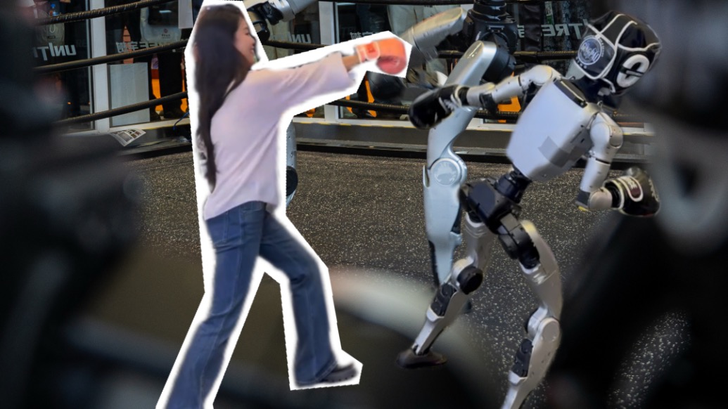 进博直击丨女记者在第八届进博会现场KO人形机器人