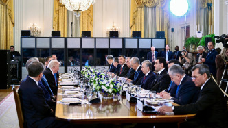 為關(guān)鍵礦產(chǎn)特朗普再向中亞發(fā)力，美國(guó)能否緩解“稀土困局”？