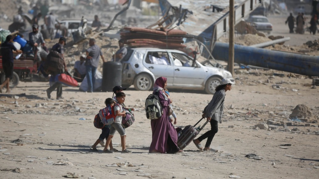 巴勒斯坦民众重返家园，加沙城遍地瓦砾几乎无法生存