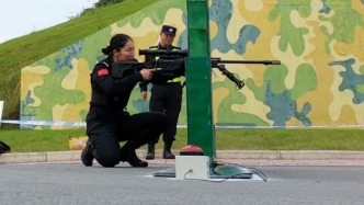 湖北特警狙擊手比武，“00后”女警力壓16名男選手獲得第一名