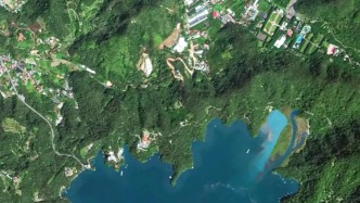 日月譚天丨從大陸衛(wèi)星拍到的臺灣影像中，島內(nèi)看到了什么