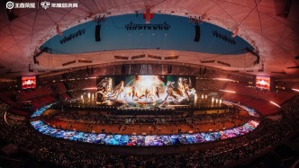 王者荣耀KPL年度总决赛走进鸟巢，成都AG超玩会卫冕