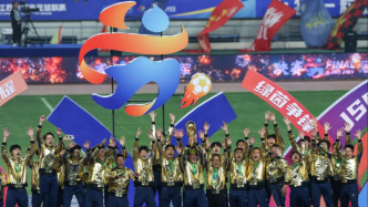 苏超冠军让城市知名度飙升，江苏泰州开抢“夺冠流量”