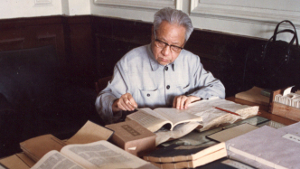 《顧廷龍年譜長編》中的“學(xué)術(shù)彩蛋”