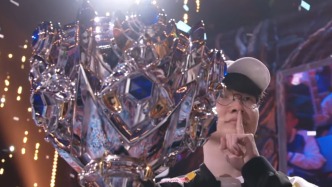 傳奇不老！Faker史無前例奪下英雄聯(lián)盟全球總決賽三連冠