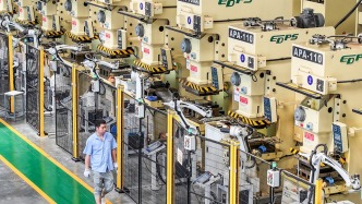 牛市早报｜10月PPI环比年内首次上涨，央行连续12个月增持黄金