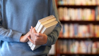 夜讀｜人生有涯，讀書(shū)無(wú)涯