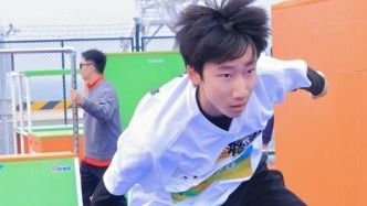 少年當(dāng)“燃”！初三男生在全國(guó)青少年跑酷賽場(chǎng)上雙冠加冕