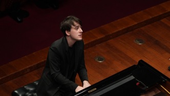 “自彈自指”巔峰對決，這個“全能型”鋼琴比賽決出了賽果