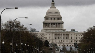 美參議院投票通過臨時(shí)撥款法案，為結(jié)束政府停擺邁出關(guān)鍵一步