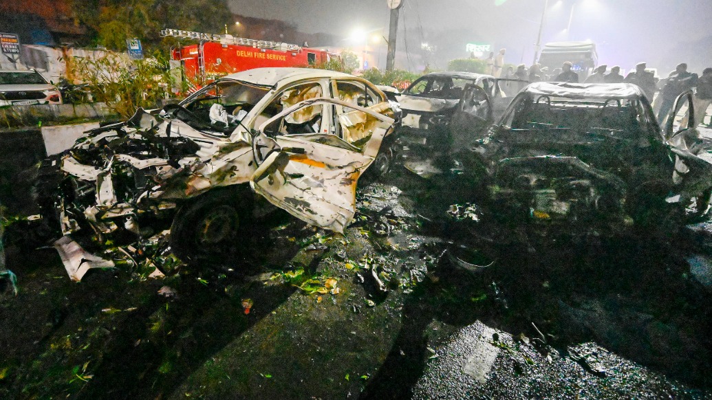 多輛汽車被毀！印度首都汽車爆炸事件致超10人死亡