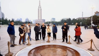 八一廣場(chǎng)上的南昌城市原點(diǎn)正式開放，市委書記清晨現(xiàn)場(chǎng)觀摩
