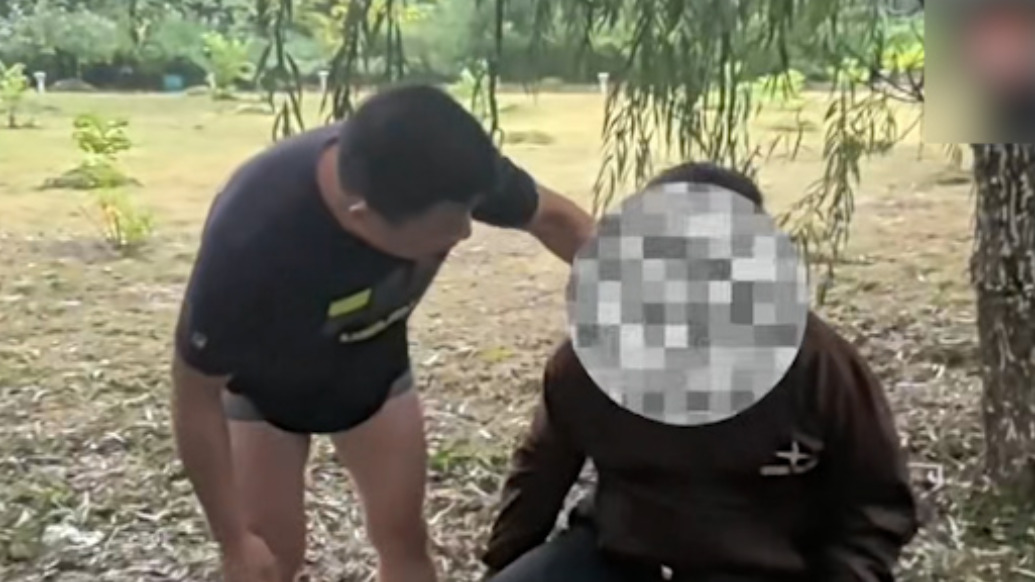 “有什么事情我们警察在!”男子跳江轻生,民警毫不犹豫跳入冷水中施救