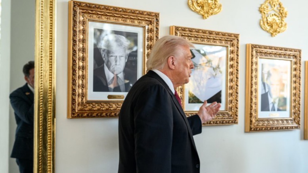 特朗普帶記者逛白宮“總統(tǒng)星光大道”走廊：拜登最差，奧巴馬第五差