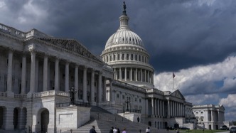 美眾議院通過臨時(shí)撥款法案，距結(jié)束政府“停擺”只差一步