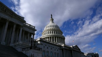 特朗普簽署臨時(shí)撥款法案，美政府結(jié)束持續(xù)43天的“停擺”