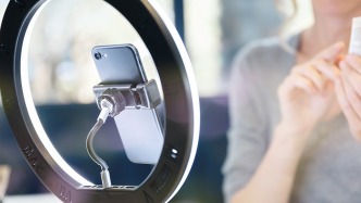 “庫(kù)存秒空”“銷量過(guò)億”……揭秘部分直播間熱銷數(shù)據(jù)背后套路