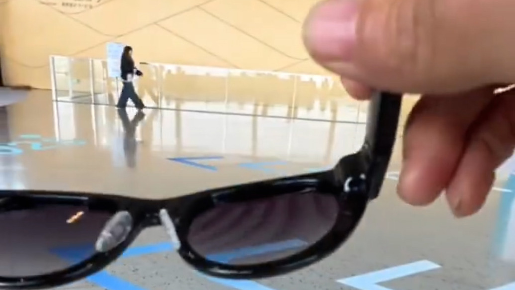 盲人按摩師分享用AI獨(dú)自出行，網(wǎng)友：科技真的在點(diǎn)亮生活