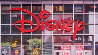 迪士尼：2025財年歸母凈利潤增長149%，有線電視業(yè)務(wù)繼續(xù)承壓