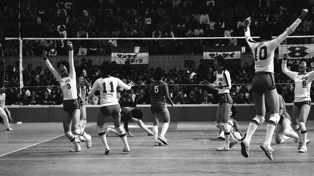 历史上的今天｜1981年11月16日，中国女排首夺世界冠军