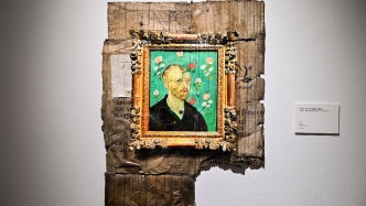 廢紙板上臨摹出梵高畢加索