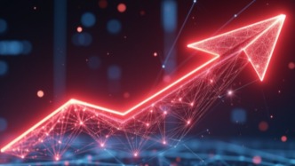 沪指续创十年新高：逾360只主动权益基金净值刷新纪录