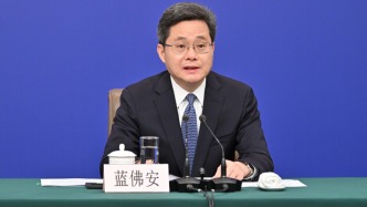 藍(lán)佛安：組合運(yùn)用預(yù)算、稅收、政府債券、轉(zhuǎn)移支付等工具，用好政策空間，保持支出強(qiáng)度