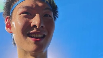 時隔四年再戰(zhàn)三人籃球，王哲林點(diǎn)贊隊(duì)友鄭毅執(zhí)教能力