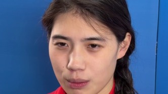 張雨霏200米蝶泳決賽摘銅，笑稱沒(méi)覺(jué)得自己是個(gè)老將