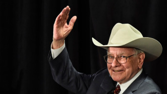 伯克希爾三季度調(diào)整科技股布局：首次建倉谷歌，繼續(xù)拋售蘋果