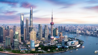 人民日报头版：上海打开高水平对外开放新天地