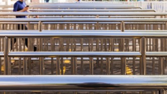 普通排隊包裝成“快速通道”？有的景區(qū)快通服務暗藏消費陷阱