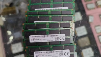 实探华强北丨“上午和下午的价格都不一样”，内存条炒成“黑金条”