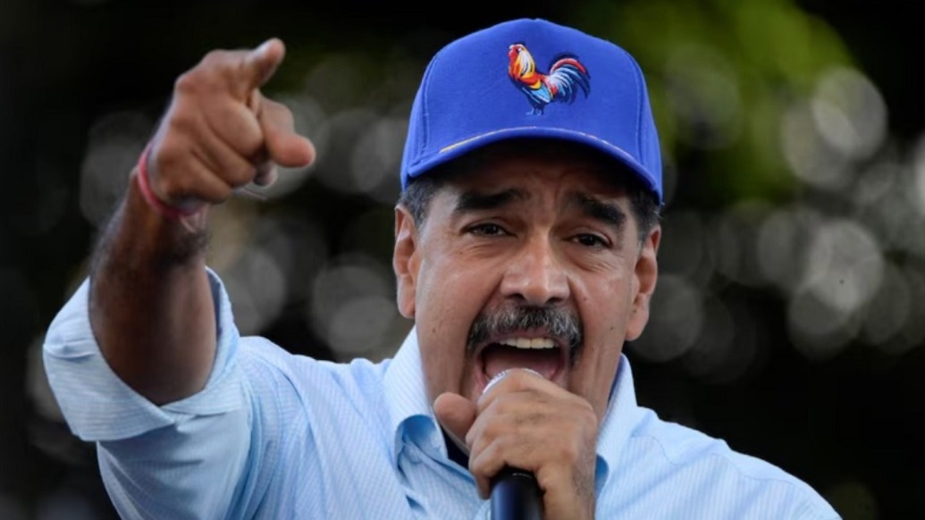 美军派出最大航母后，马杜罗高歌列侬名曲呼吁和平