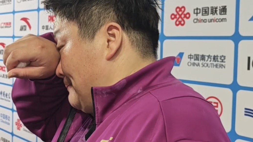 巩立姣：金牌献给天上的妈妈，她一定能看得到