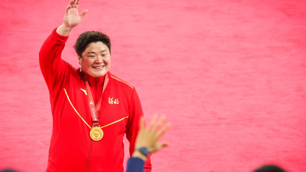 五連冠背后有太多淚水，鞏立姣把接力棒交給后來人