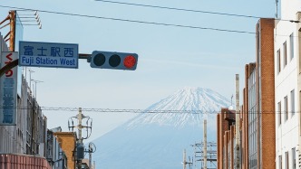 日本GDP六個季度以來首次負增長