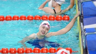 两金一银！唐钱婷全运会50米蛙泳摘金