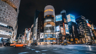 多地旅行社日本團(tuán)游客退訂：有退團(tuán)比例超過六成，日本旅游消費(fèi)股暴跌