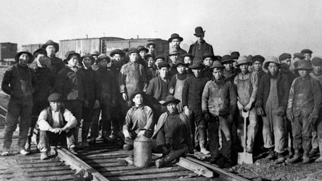 加拿大伯納比市向華人鄭重道歉背后:百年華工血淚史