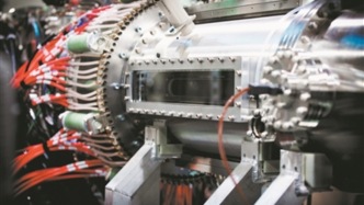 新一代聚变装置等离子体压力创纪录：迈向能量增益的重要一步