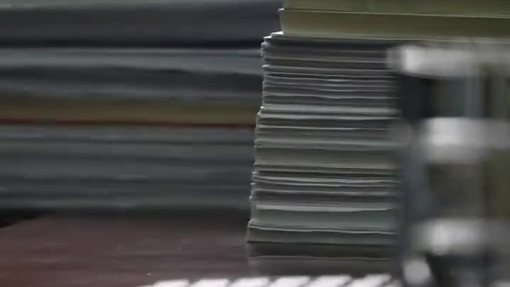 湖北通山县委原书记被查一个月后,县财政局局长官宣落马
