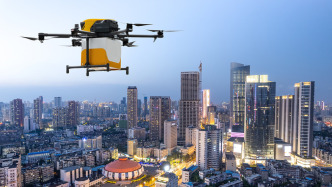 觀察｜快遞業(yè)競(jìng)逐低空經(jīng)濟(jì)：從試點(diǎn)成效到規(guī)?；涞?，關(guān)鍵突破口在哪？