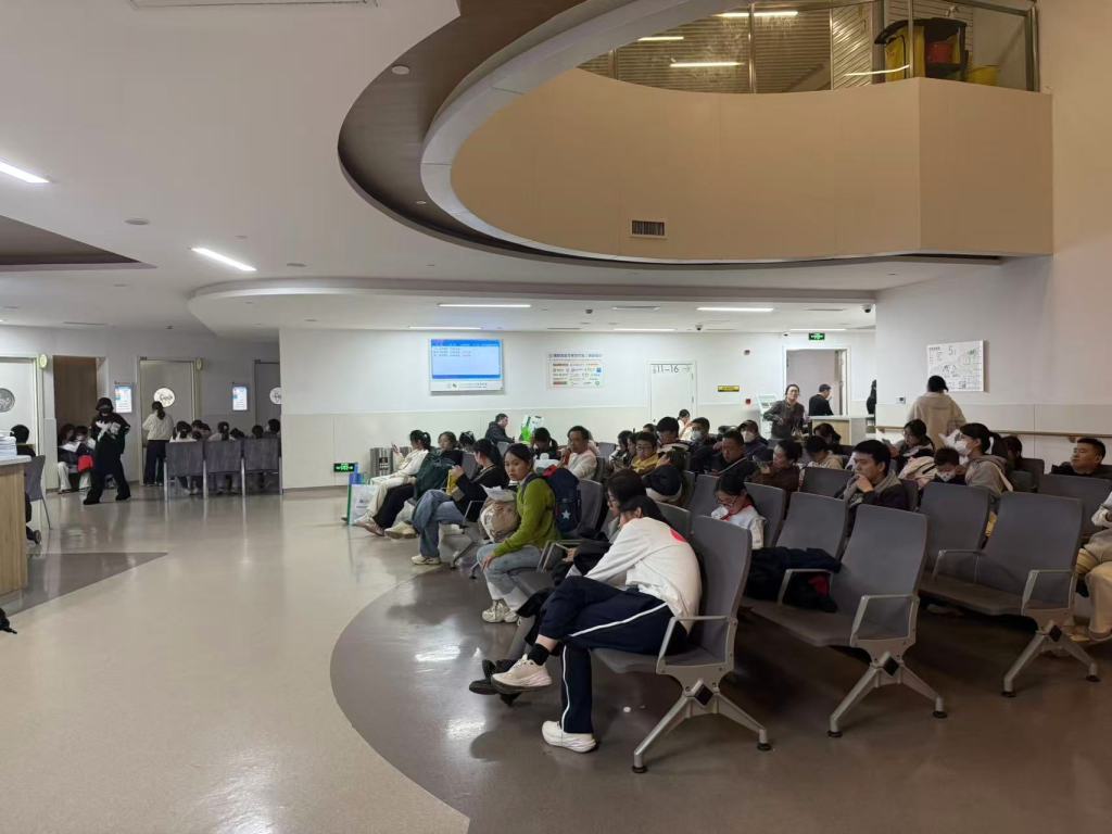 全国步入呼吸道传染病流行季,上海儿童流感就诊量逐渐上升 2 resize,w 1024